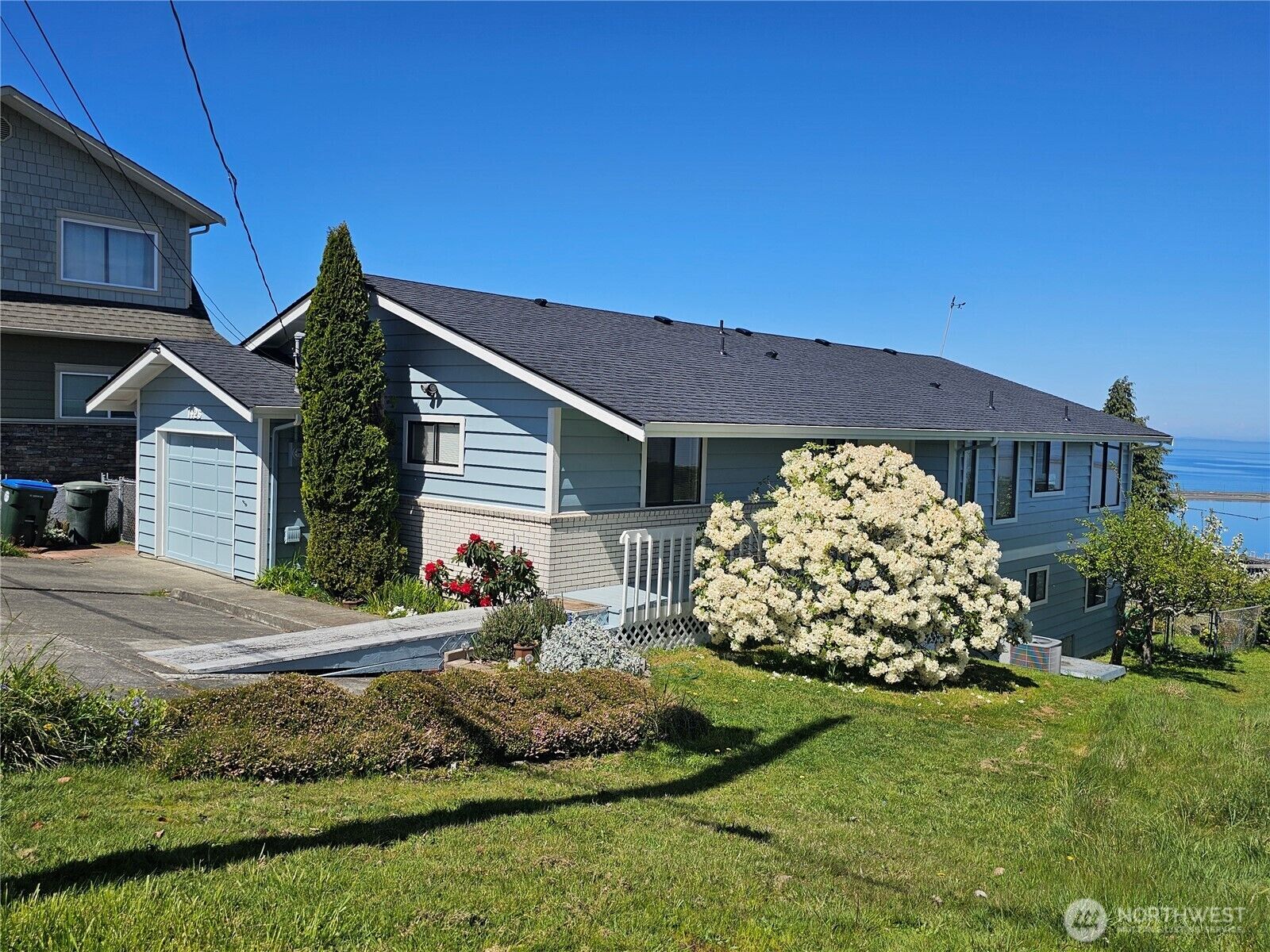 Property Photo:  1426 W 4th Street  WA 98363 
