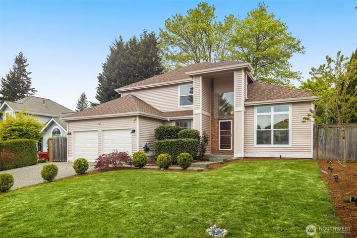 Property Photo:  16110 SE 180th Place  WA 98058 