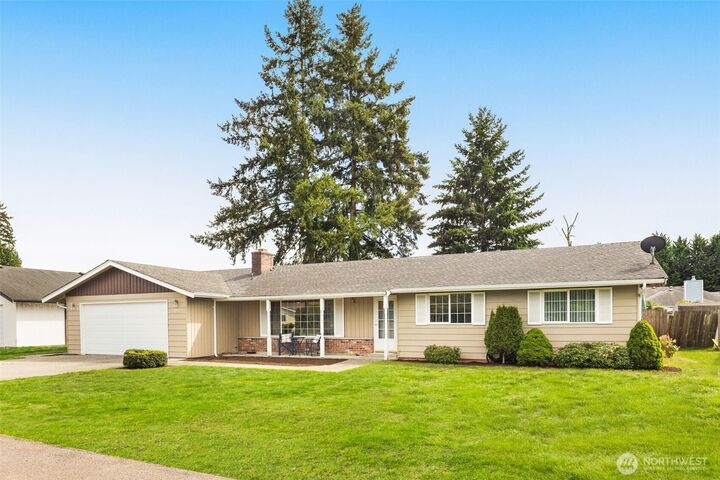 Property Photo:  5200  110th Place NE  WA 98271 