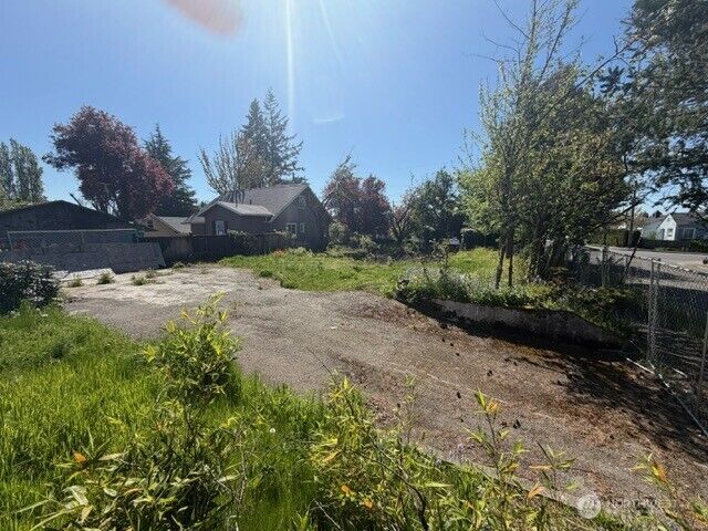Property Photo:  2416  11th Street  WA 98312 