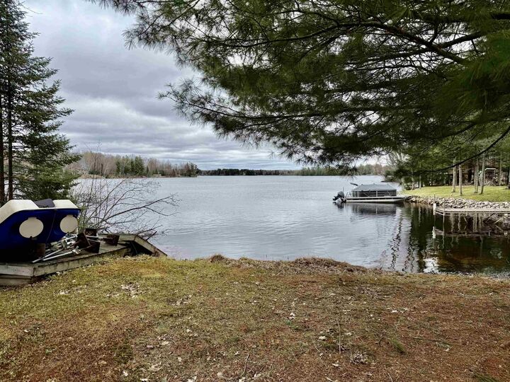 Property Photo:  17655 Island Lane  WI 54175 