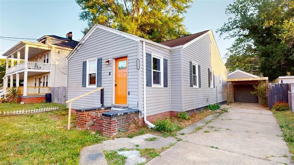 Property Photo:  1128 Hugo St  VA 23513 