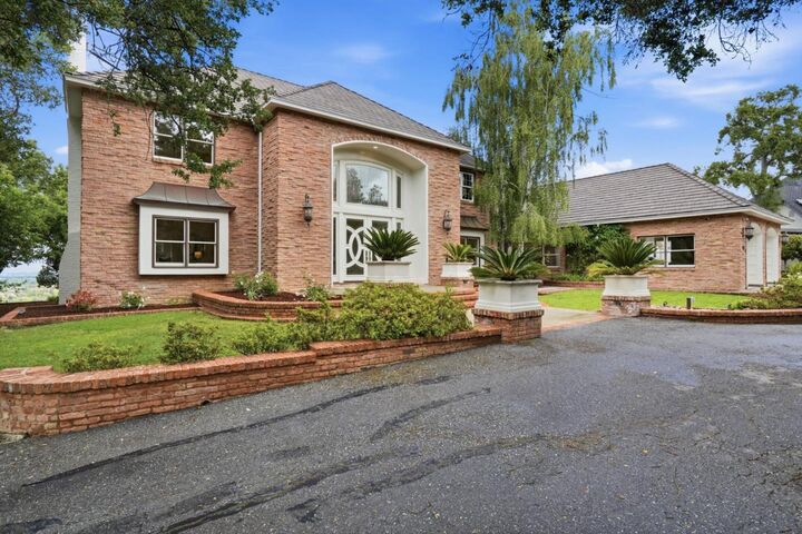 Property Photo:  108 Harwood Court  CA 95032 