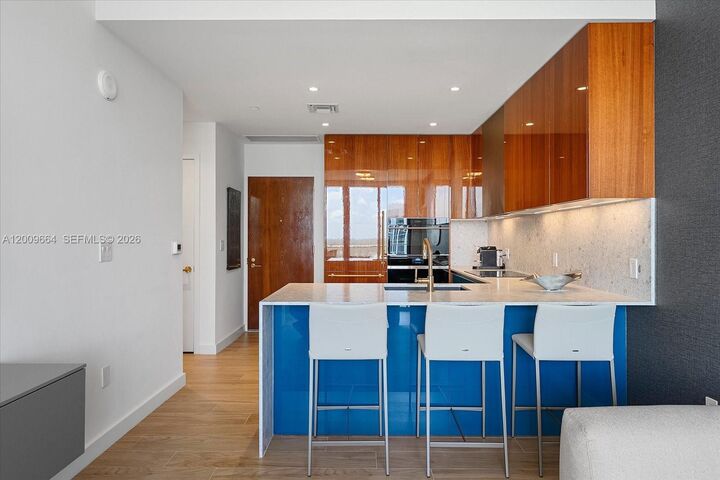 Property Photo:  2678 Tigertail Ave 1703  FL 33133 