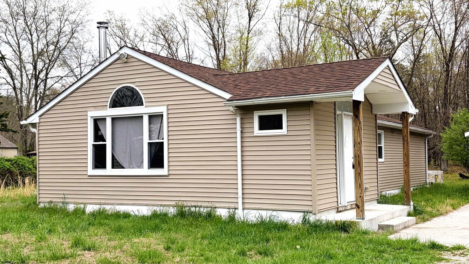 Property Photo: 704 S Havana Ave NJ 08205