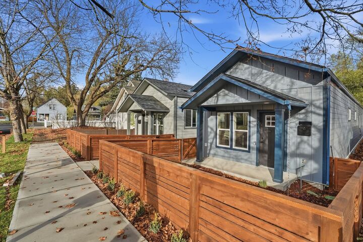 Property Photo:  3613 E 8th Ave 3615  WA 99202 