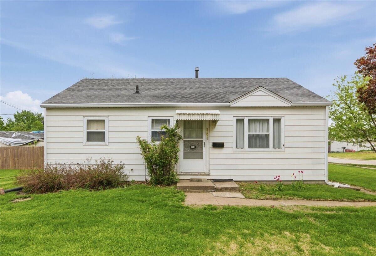 Property Photo:  3101 8th  Avenue  IA 51501 