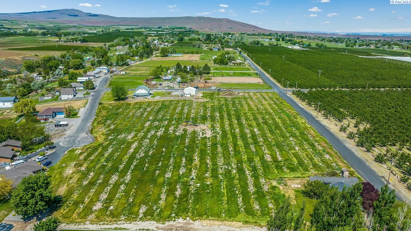 Property Photo:  Lot 9 N Empire Drive  WA 99320 