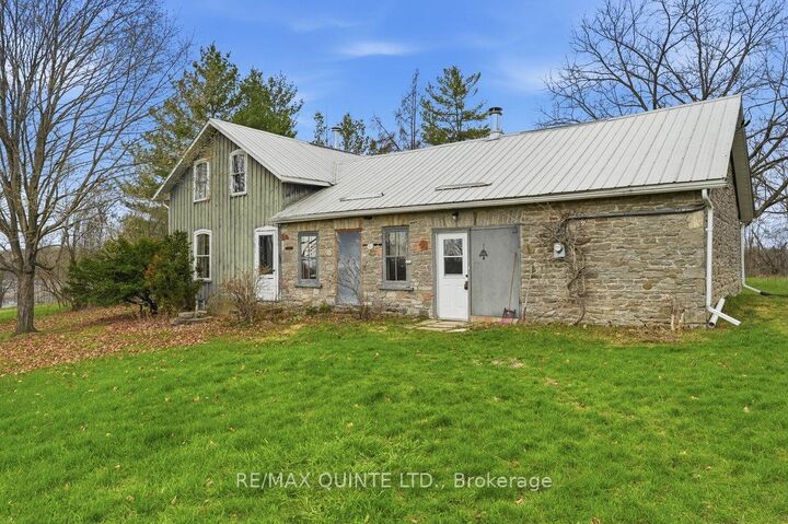 Property Photo: 1079 Clearview Road ON K0K 3E0