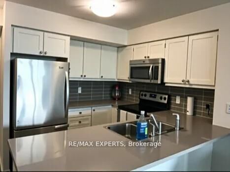 Property Photo: 25 Lower Simcoe Street 728 ON M5J 3A1