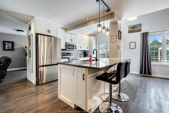Property Photo: 7 Stockwell Crescent ON N0R 1B0