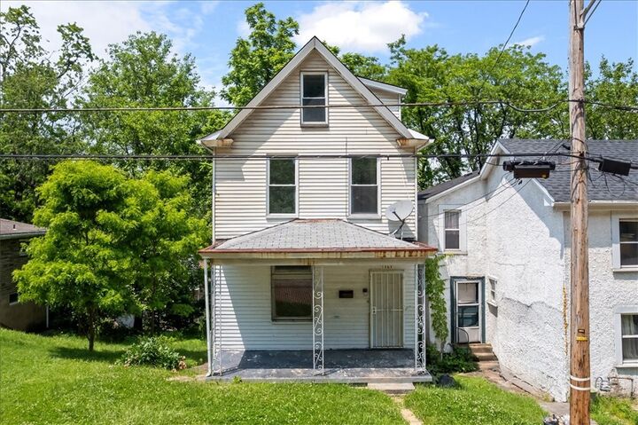 Property Photo:  1567 Princeton Blvd  PA 15221 