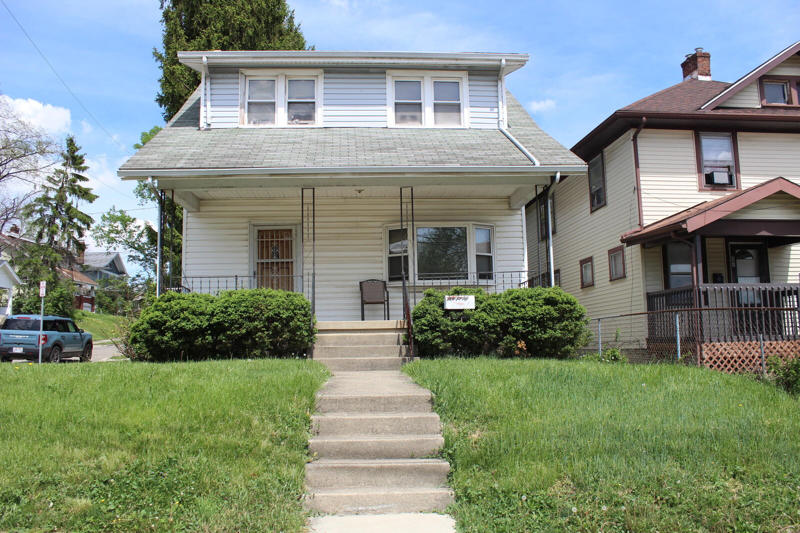 Property Photo:  240 E McCreight Avenue  OH 45503 