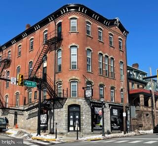 Property Photo:  13 N 4th Ave 14  PA 19468 