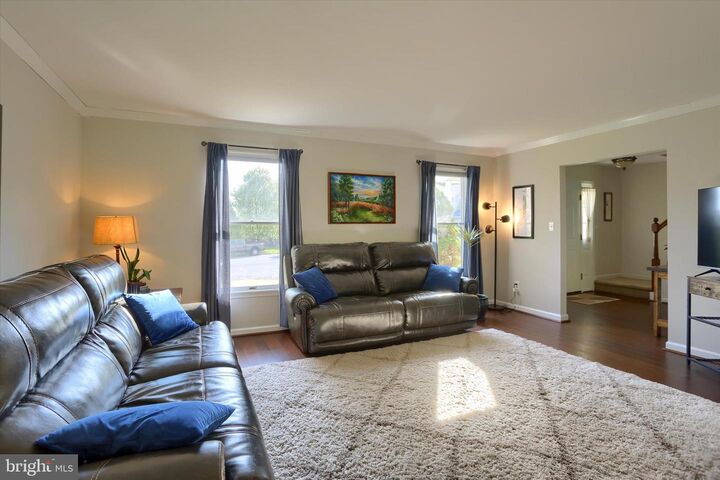 Property Photo:  1708 Deer Path Circle  PA 18951 