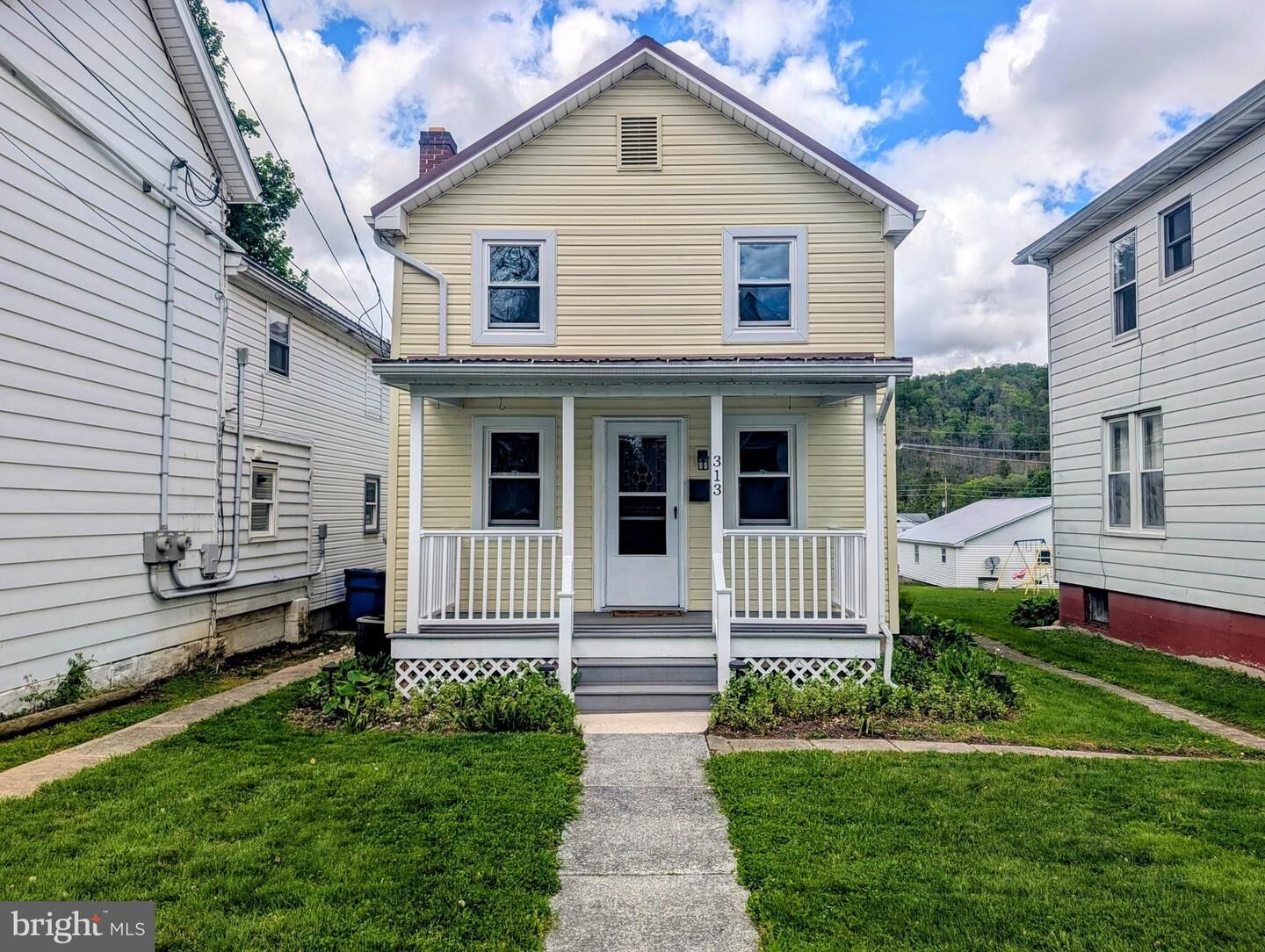 Property Photo:  313 E Penn Street  PA 15522 