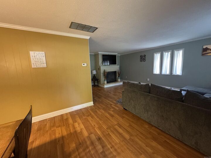 Property Photo:  1018 Homecrest Drive  AR 72454-000 