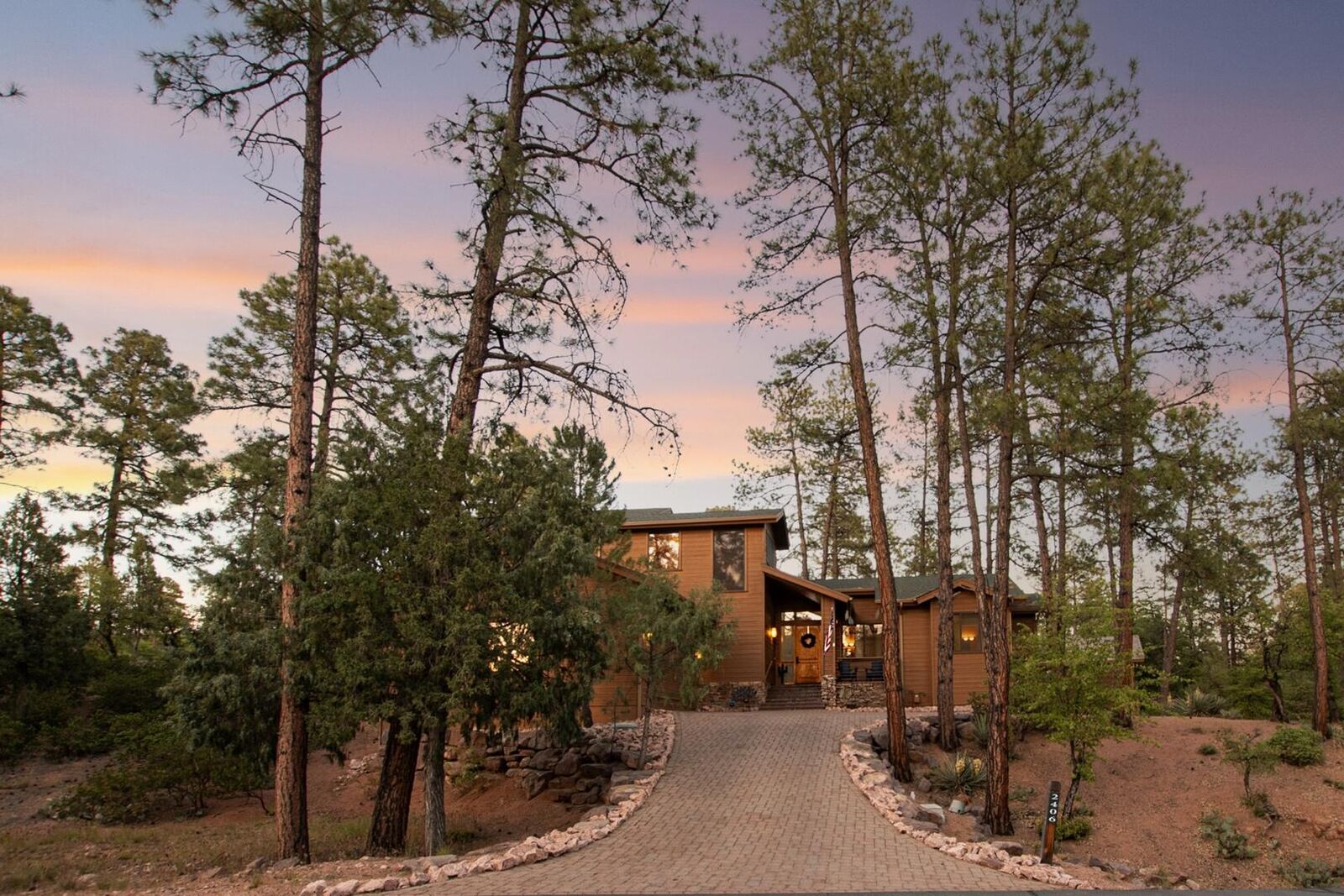 Property Photo: 2406 E Scarlet Bugler Circle AZ 85541