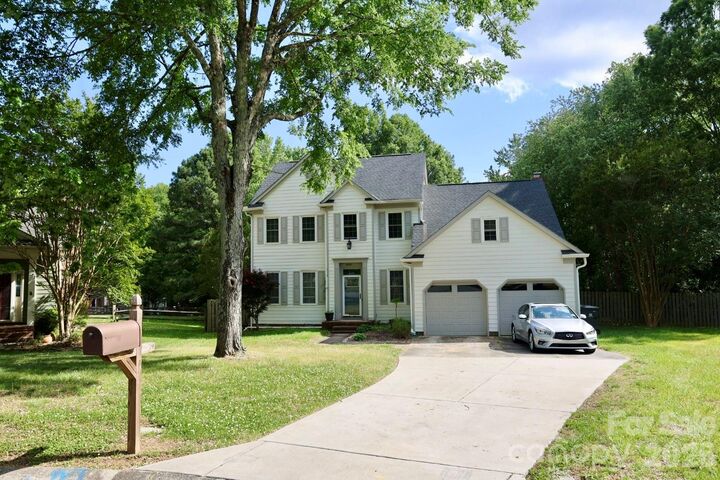 Property Photo:  9804 Cooper Run Lane  NC 28269 