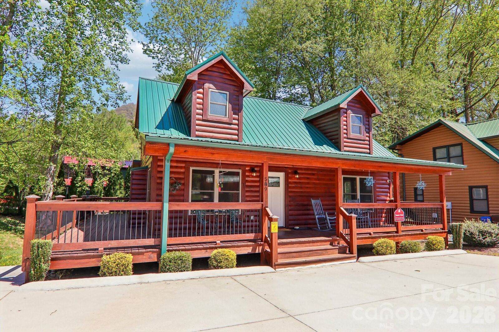 Property Photo:  589 Panoramic Loop  NC 28751 