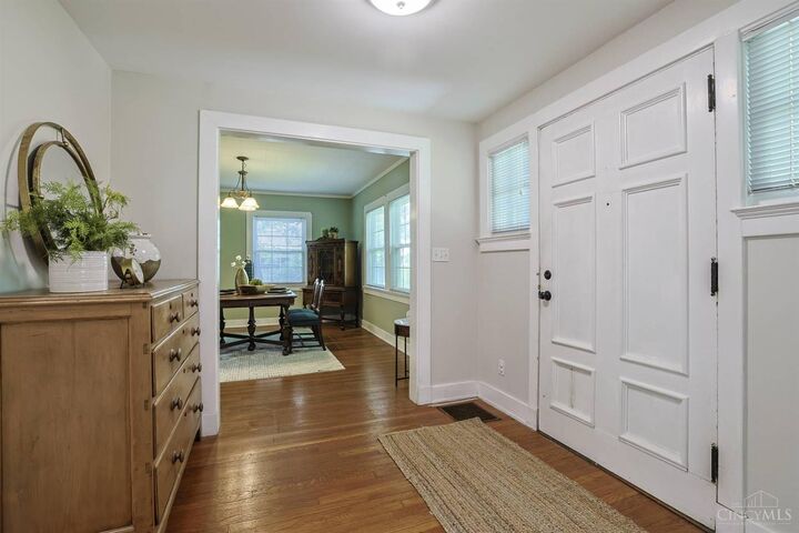 Property Photo:  2873 Linwood Avenue  OH 45208 