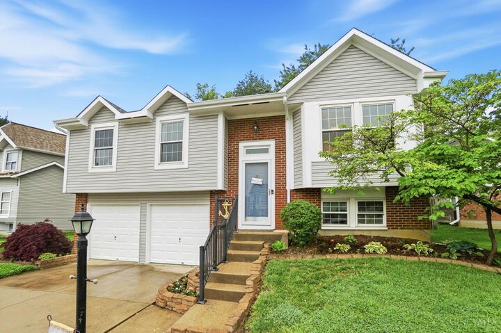 Property Photo: 4613 Laurel View Drive OH 45244