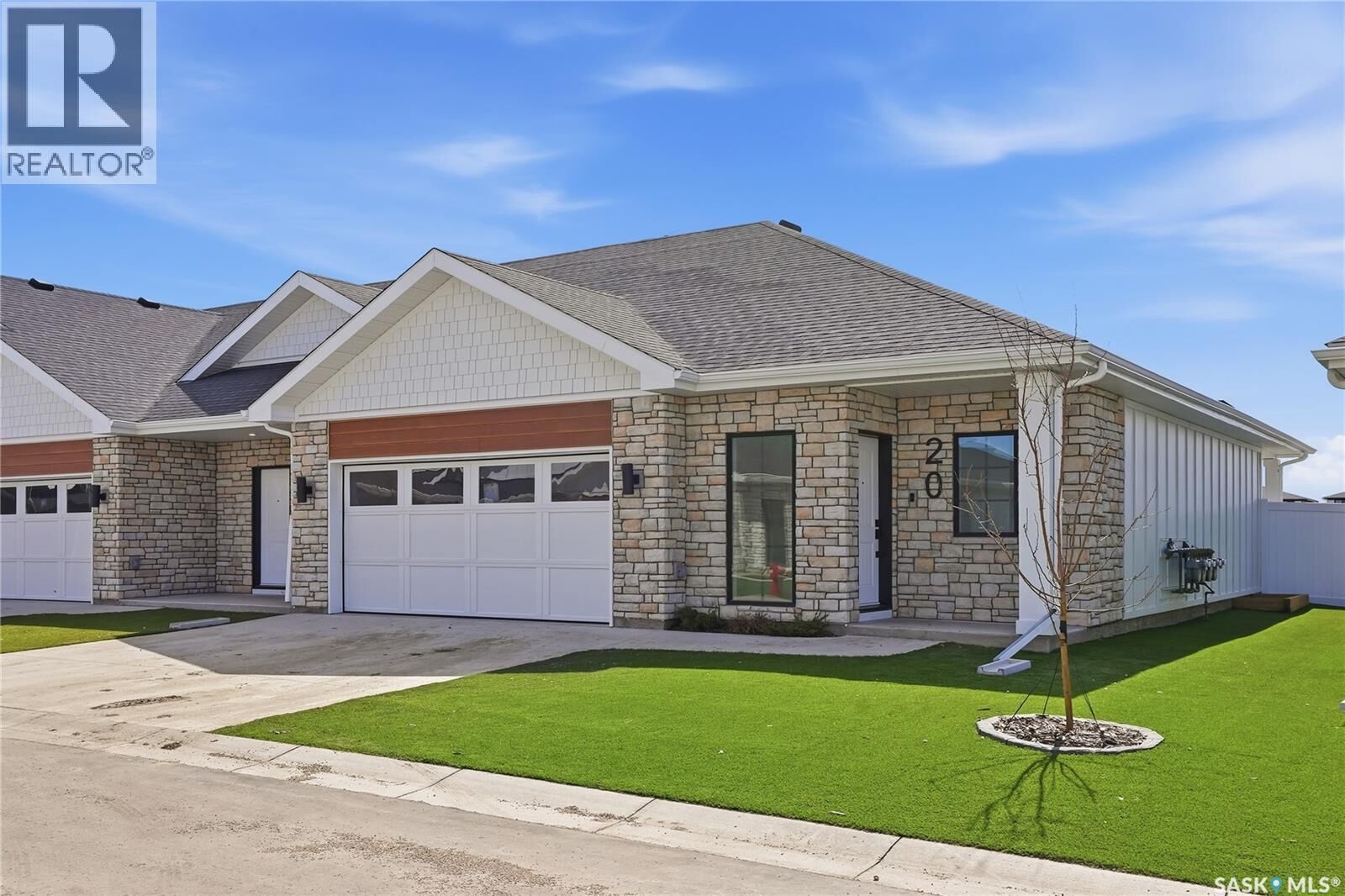 Property Photo:  20 720 Brighton Boulevard  SK S7V 1X1 