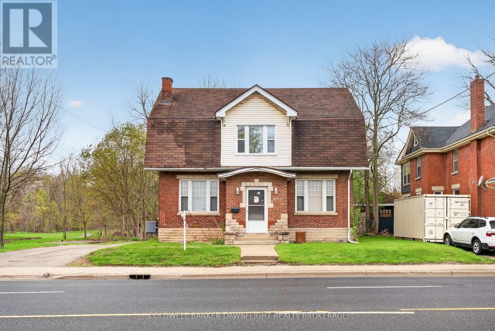 Property Photo:  193 Wharncliffe Road South  ON N6J 2K8 