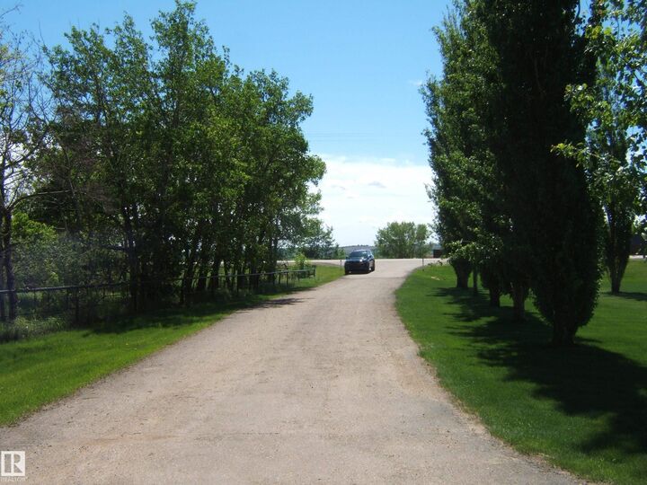Property Photo: 123064 Hwy 45 AB T0B 4K0