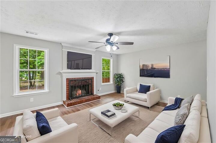 Property Photo: 3780 Wake Robin Way GA 30028