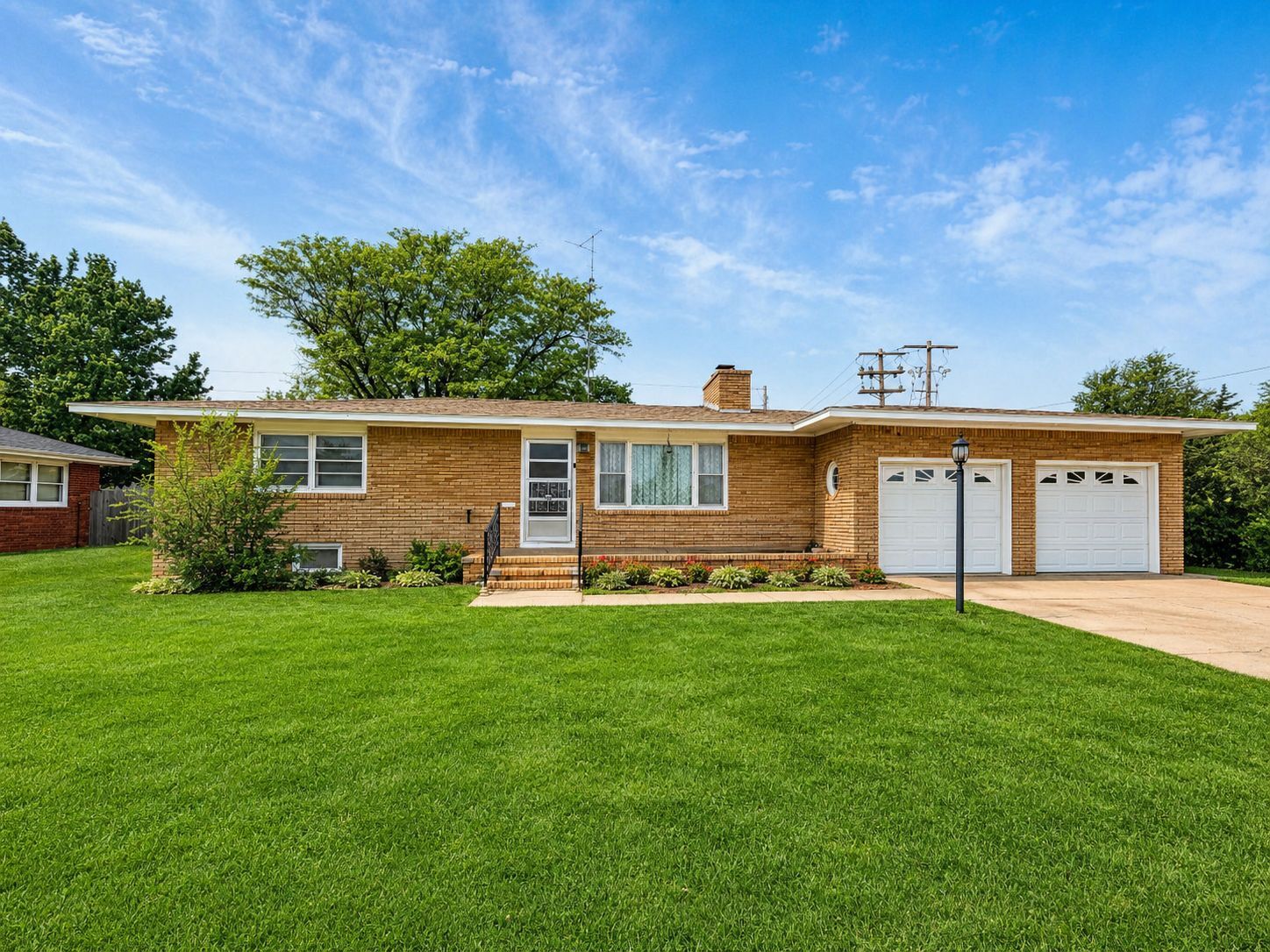 Property Photo: 2021 6th Avenue KS 67801