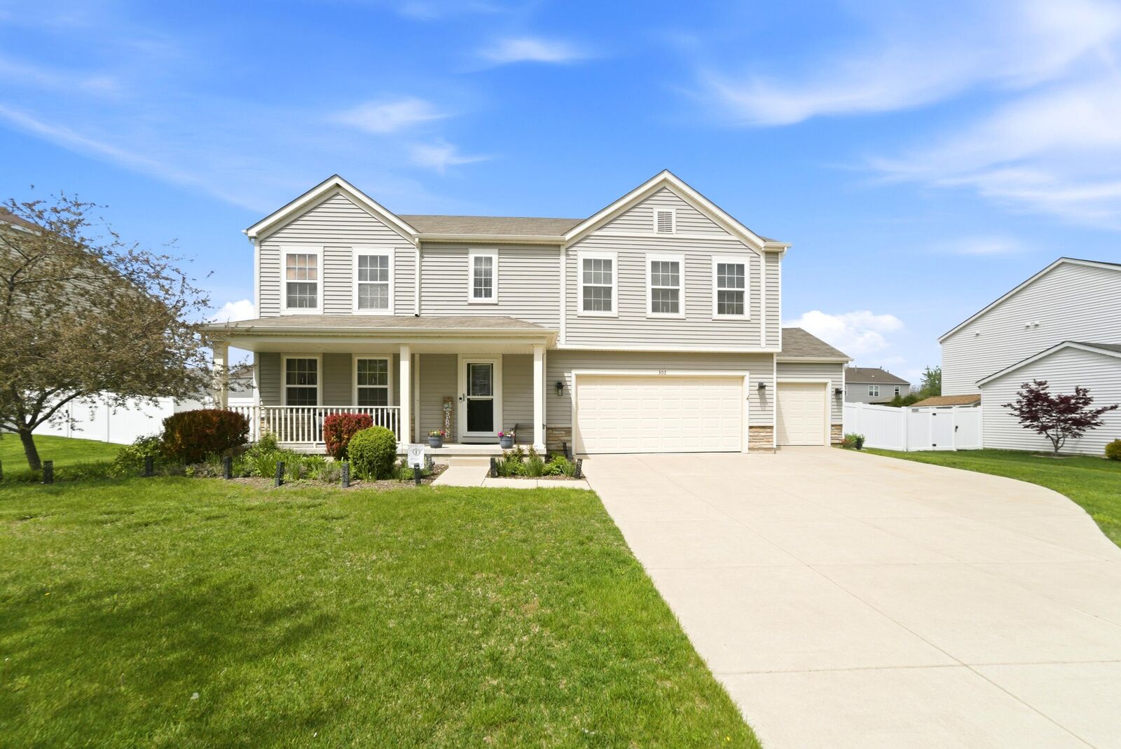 Property Photo:  302 E 130th Lane  IN 46307 