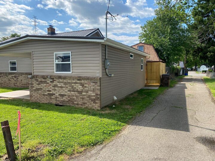 Property Photo:  101 Stanley Street  OH 45638 