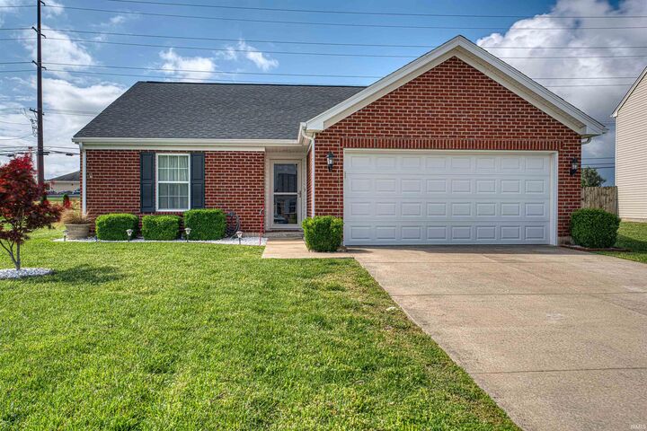 Property Photo:  817 Candlestick Court  IN 47725 