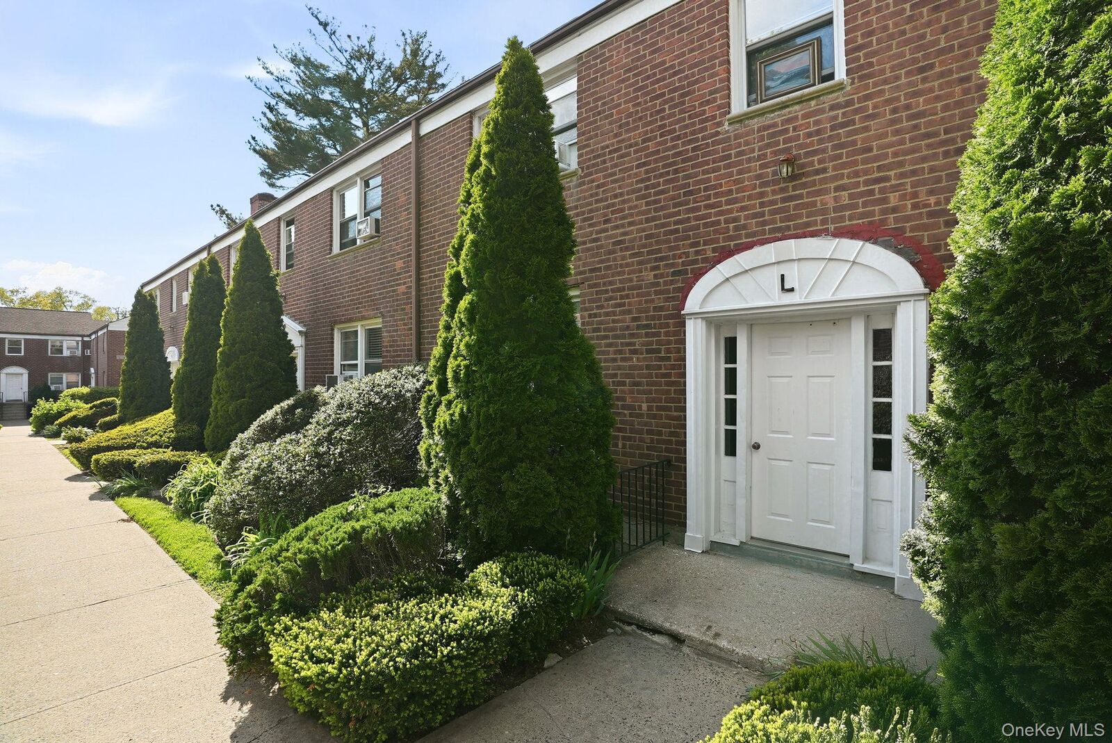 Property Photo:  79 N Broadway L1  NY 10603 