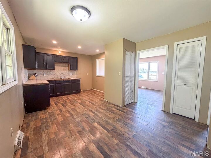 Property Photo:  17251 County Road 214  MO 63730 