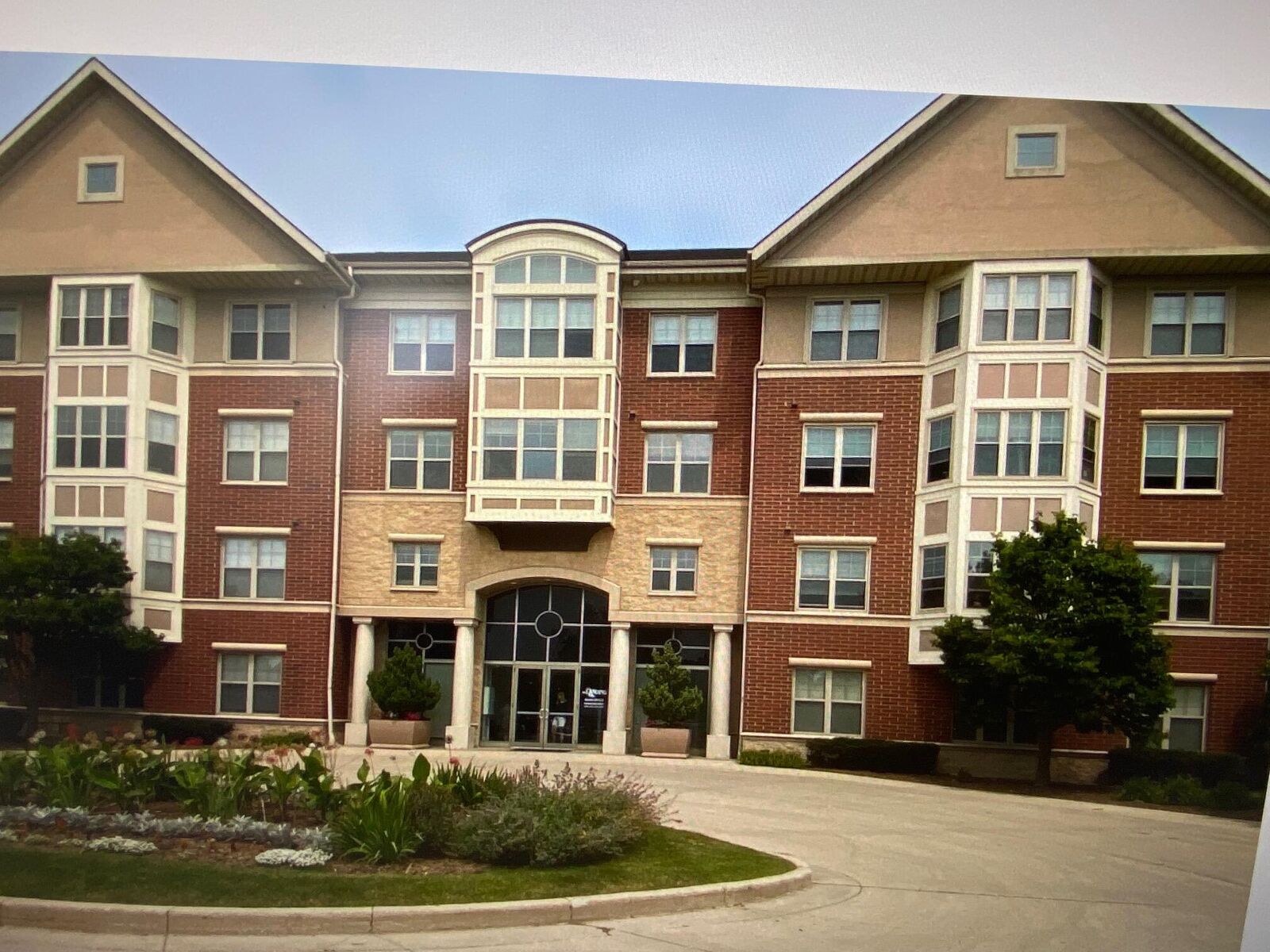 Property Photo:  4110 S Lake Dr 244   53235 