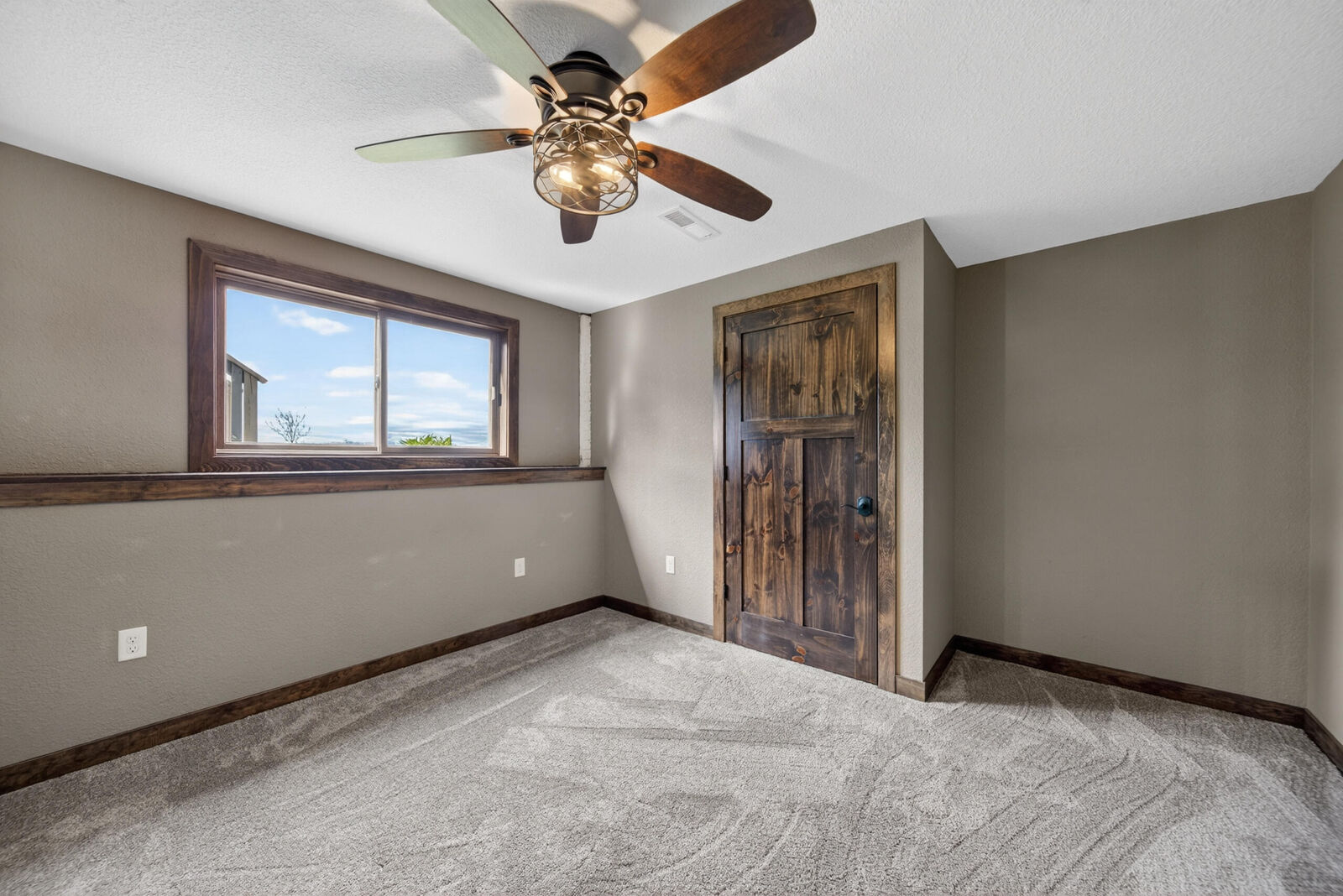 Property Photo: W5791 Prairie View Dr WI 53075
