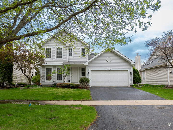 Property Photo:  