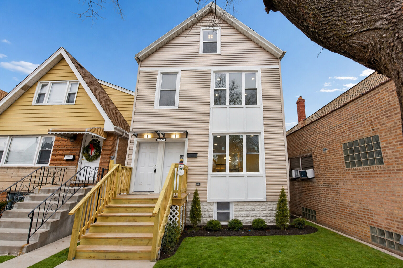 Property Photo: 4904 W 31st Street IL 60804