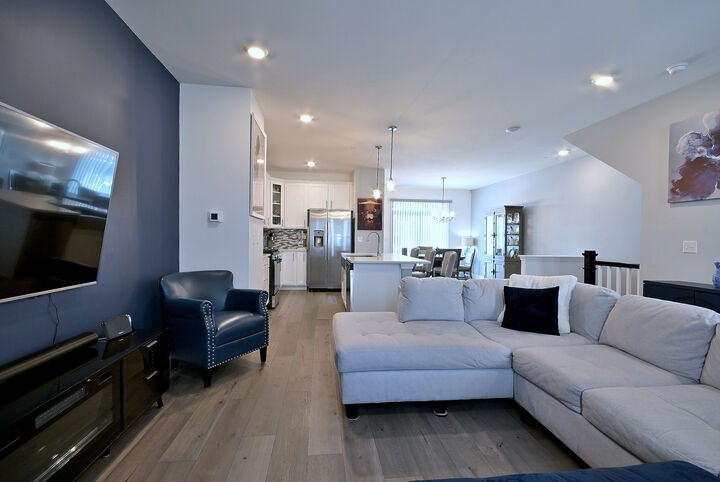 Property Photo:  1538 Times Drive  IL 60018 