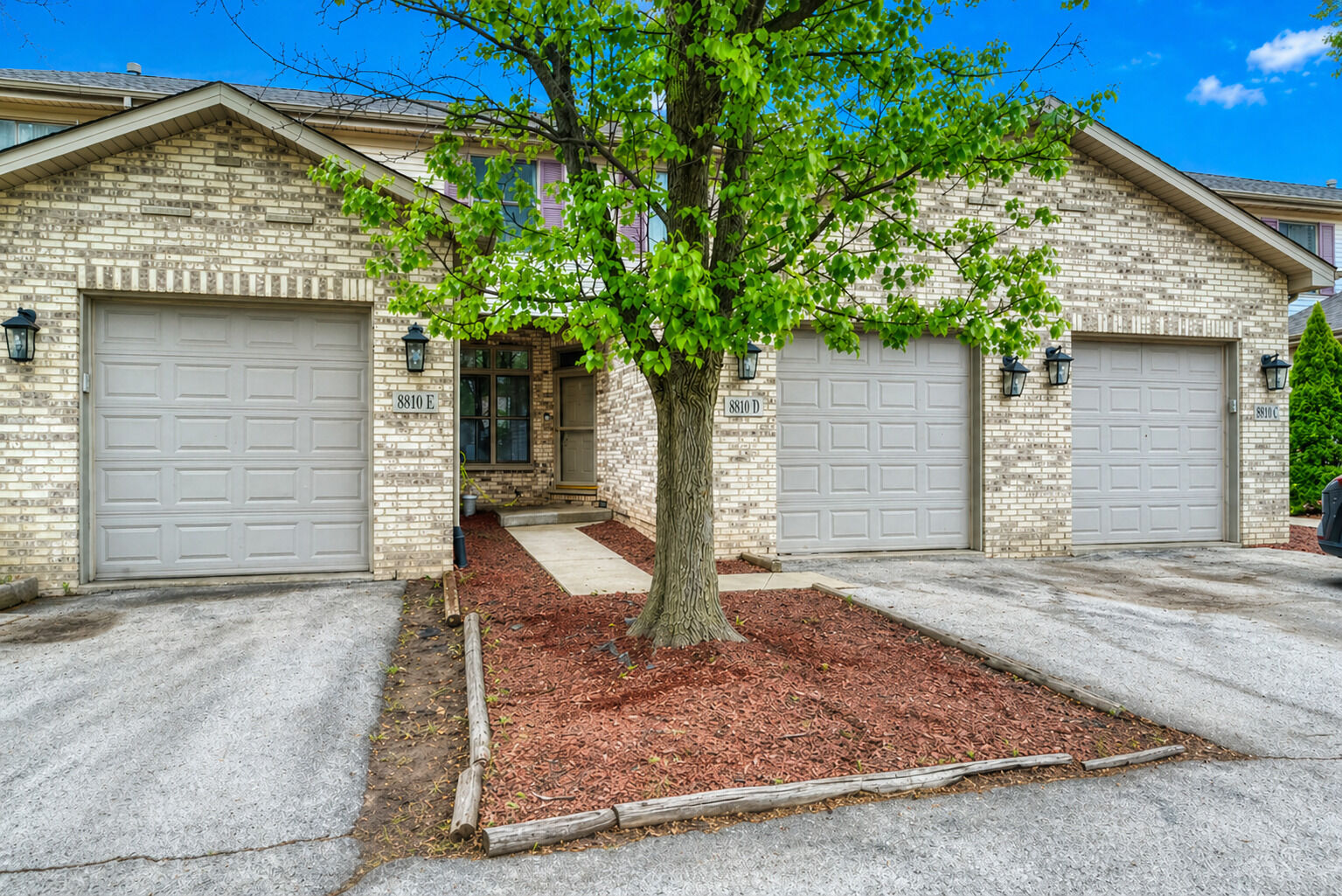 Property Photo:  8810 W 84th Place D  IL 60458 