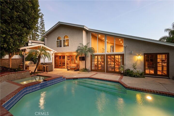 Property Photo:  22815 Sparrowdell  CA 91302 