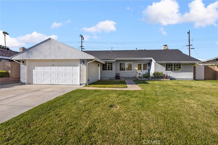 Property Photo:  11251 La Rosa Drive  CA 91006 