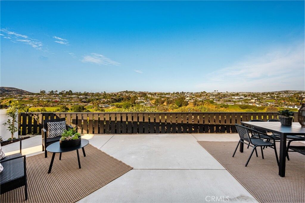 Property Photo:  113 Monte Vista 7  CA 92672 