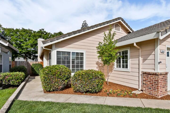 Property Photo:  8848 Gemwood Way  CA 95758 