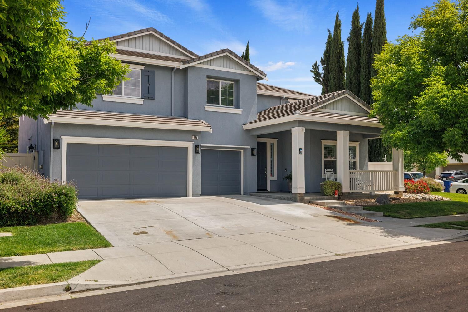Property Photo:  220 Abelia Lane  CA 95363 