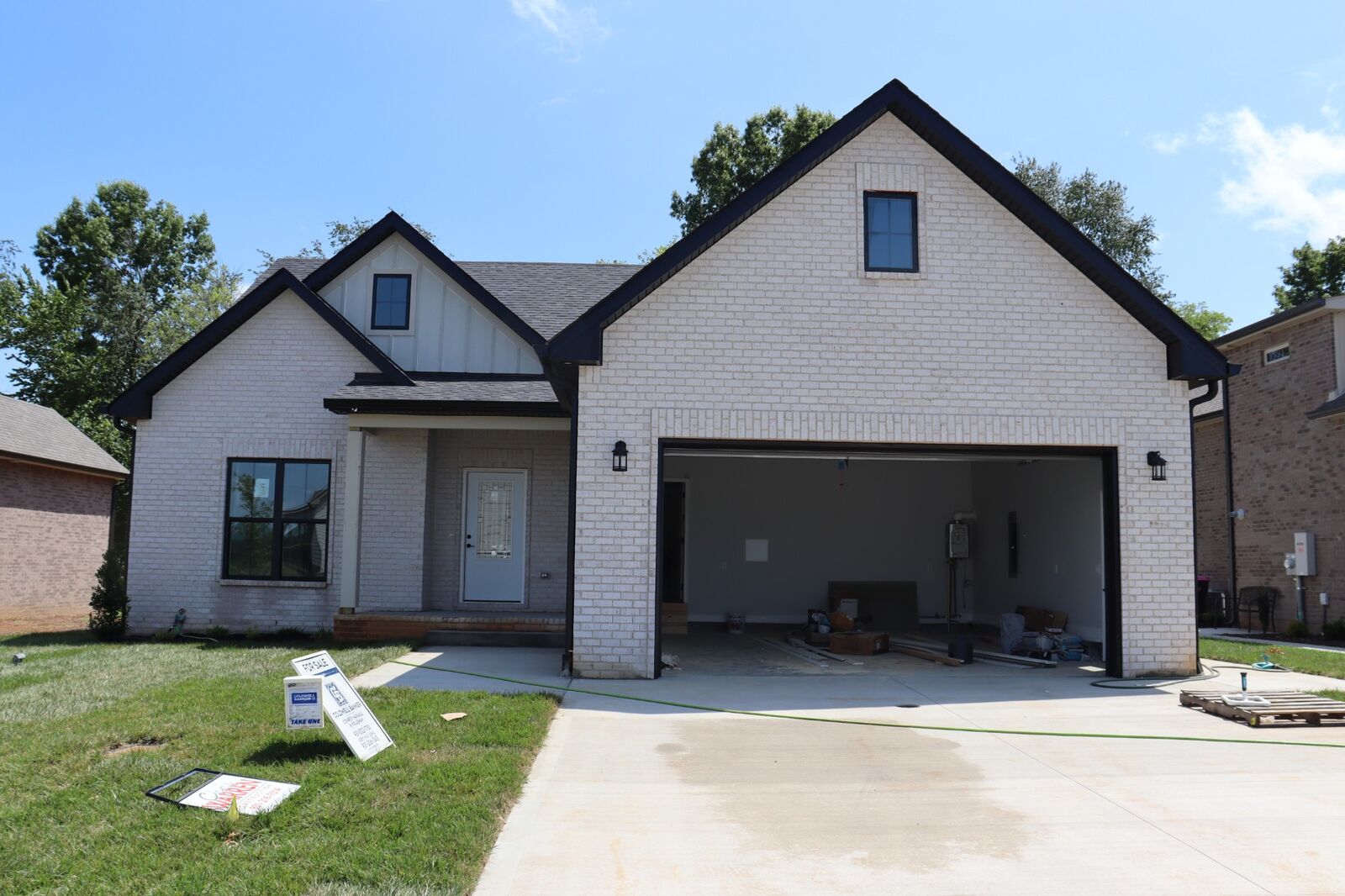 Property Photo:  730 Southern Pine Trl  TN 37043 