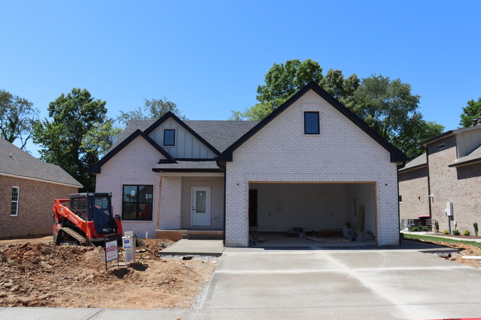 Property Photo: 730 Southern Pine Trl TN 37043