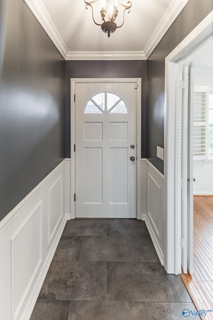 Property Photo:  2607 13th Street  AL 35601 